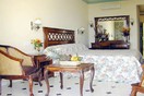 Palm Beach Hotel